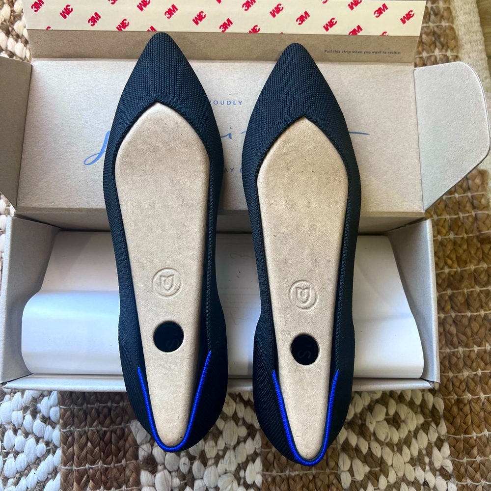 Rothy’s Black Points size 9.5